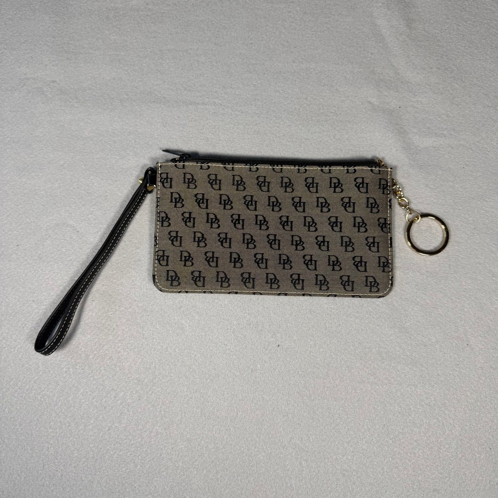 Dooney & Bourke Monogram Signature Wristlet Clutch Tan Black Key Ring
